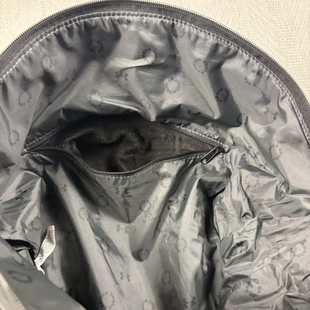Under Armour bag good
